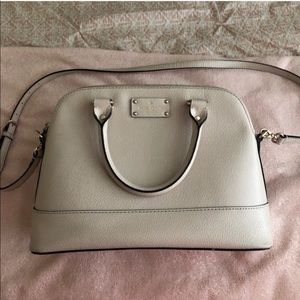 AUTHENTIC CREME KATE SPADE LURSE AND WRISTLET!!!!